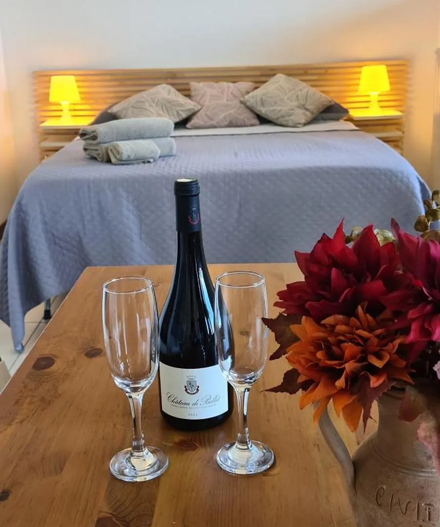 Perledo Villa Gli Ulivi - Ushuaia Apartment Lake & Garden View - Free Parking איטליה